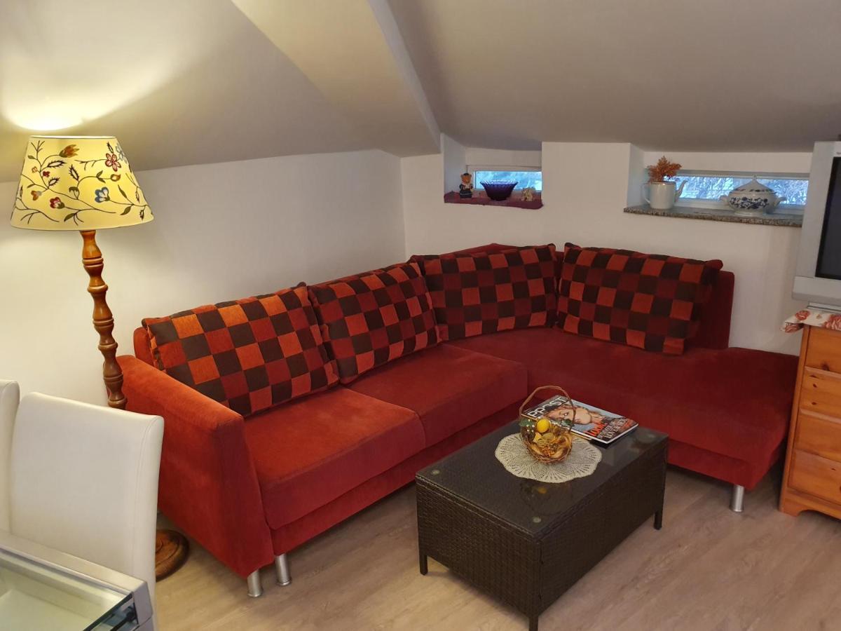 Karmelita Boutique Apartman Шопрон Екстер'єр фото